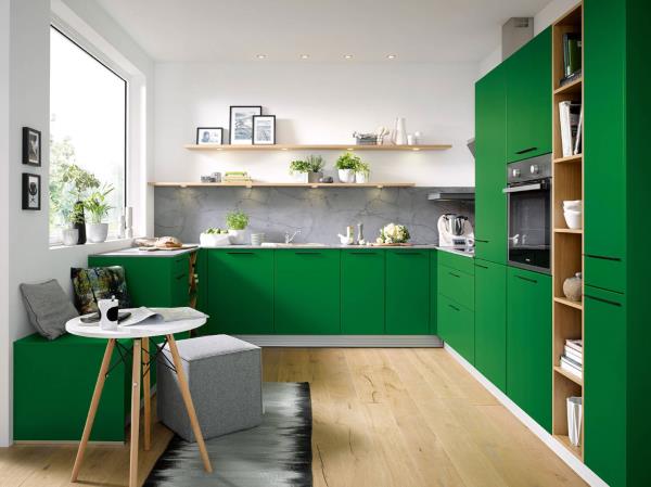 طراحی آشپزخانه با کابینت سبز