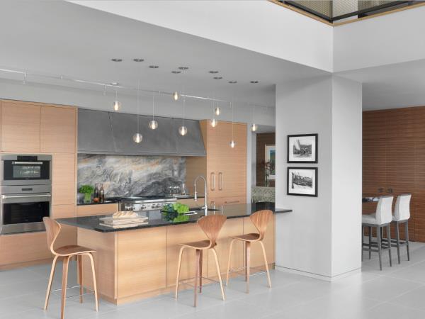 طراحی آشپزخانه با نورپردازی زیبا