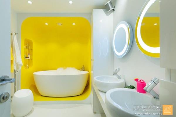 حمام با دیوار زرد