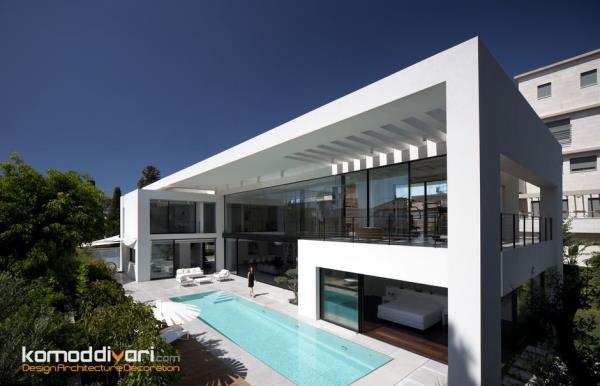 طراحی مدرن  نمای خانه همراه با استخر در فضای باز و محیط زیبا