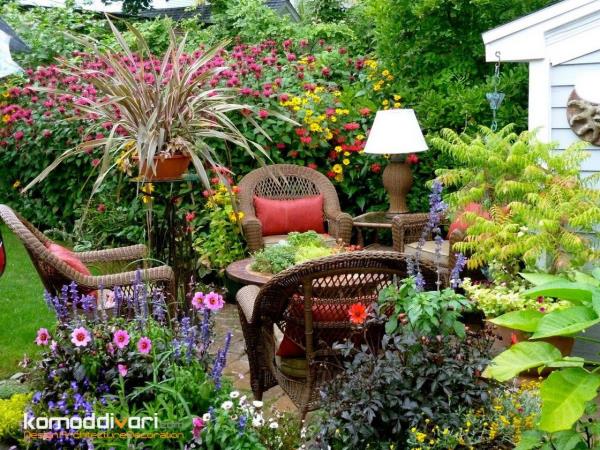 ایده مبلمان حصیری در محوطه سازی